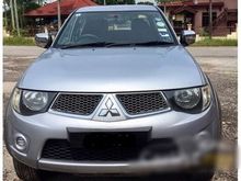 2011 Mitsubishi Triton 2.5 Standard Pickup Truck