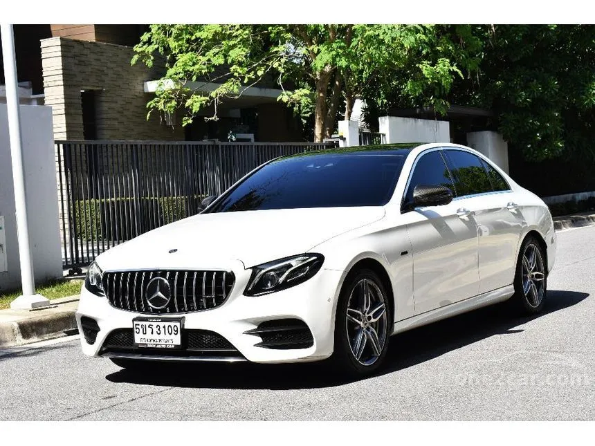 2019 Mercedes-Benz E350 e AMG Dynamic Sedan