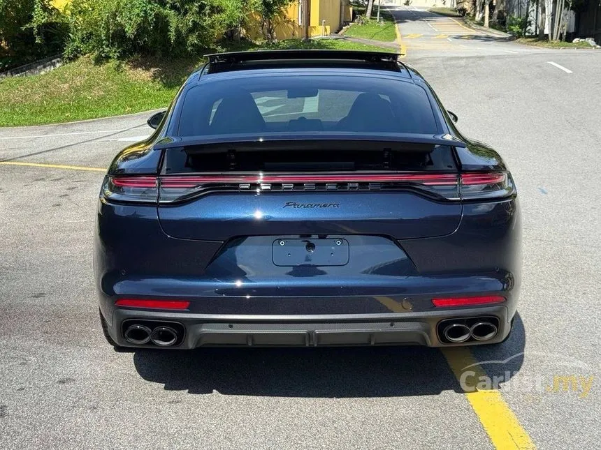 2022 Porsche Panamera Hatchback