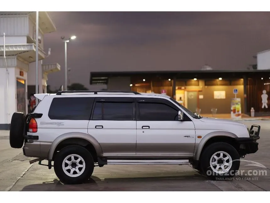 2003 Mitsubishi Strada G-Wagon GLS Wagon