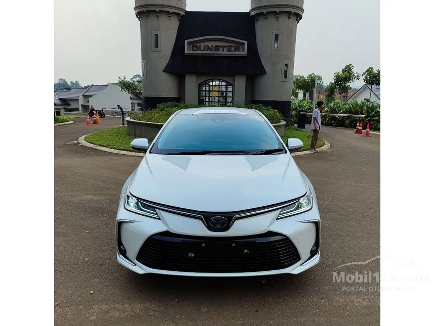 2023 Toyota Corolla Altis HYBRID Sedan