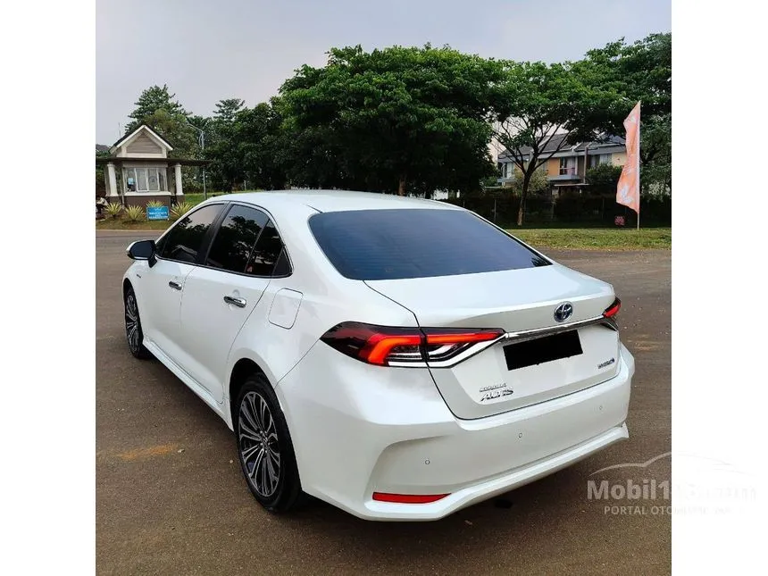 2023 Toyota Corolla Altis HYBRID Sedan