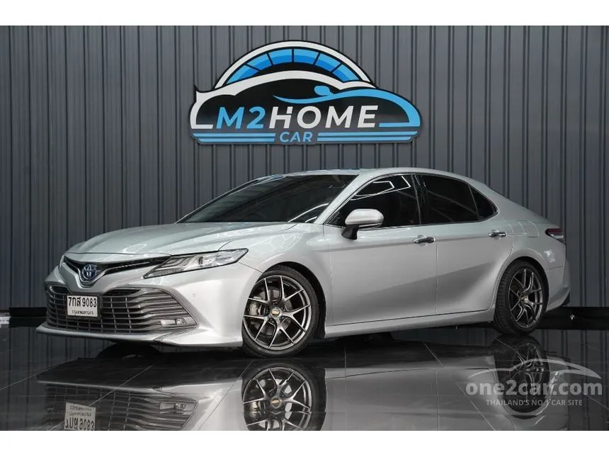 2018 Toyota CAMRY Hybrid Sedan