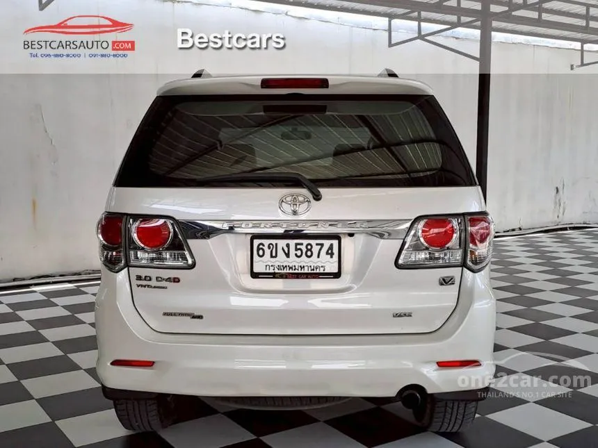 2012 Toyota FORTUNER V SUV