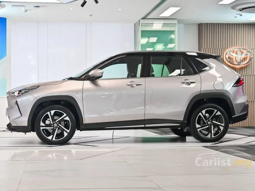 2026 Toyota Yaris Cross S SUV