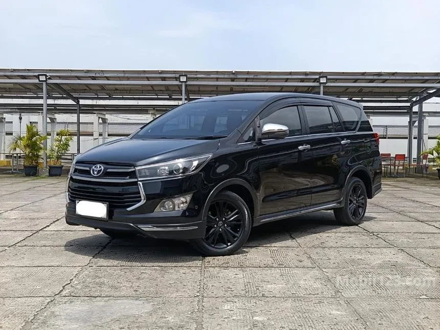 2019 Toyota Kijang Innova Venturer MPV