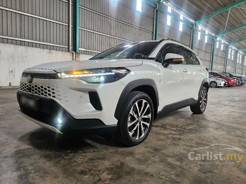 2025 Toyota Corolla Cross V SUV