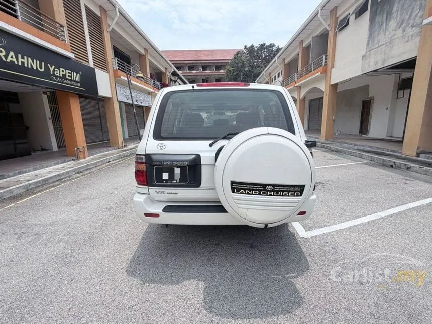 1999 Toyota Land Cruiser HDJ101K VX SUV