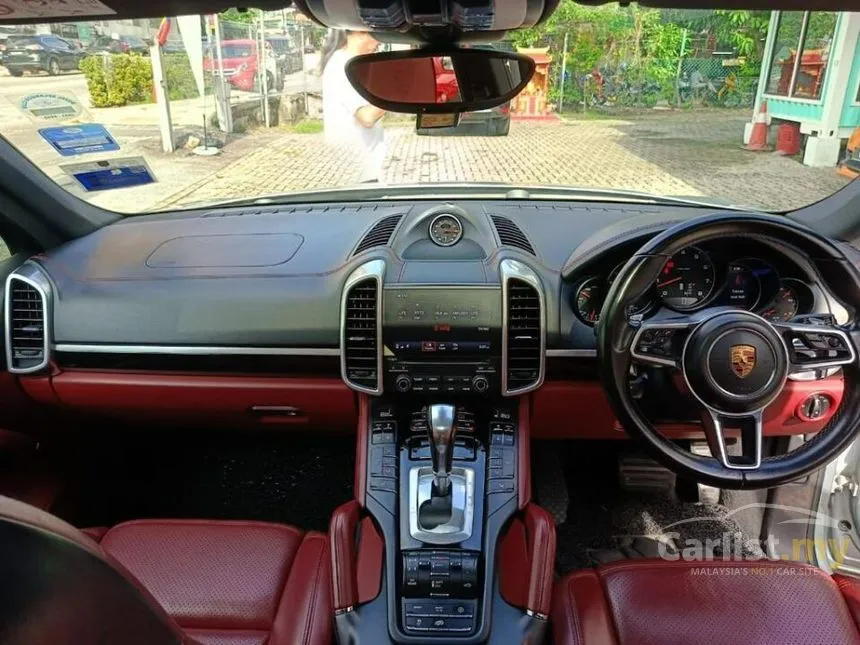 2016 Porsche Cayenne Platinum Edition SUV