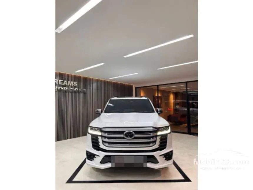 2024 Toyota Land Cruiser 300 VX-R SUV