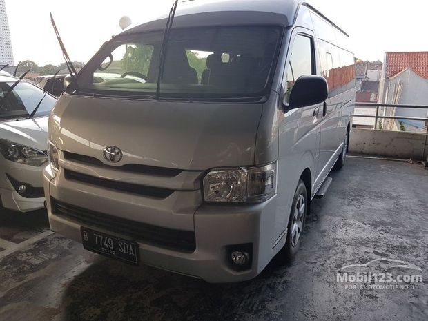 Toyota Hiace Mobil Bekas Baru dijual di Indonesia - Dari 