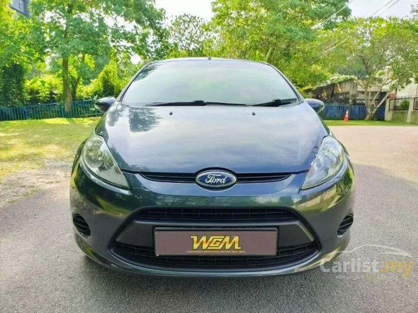 2011 Ford Fiesta LX Hatchback