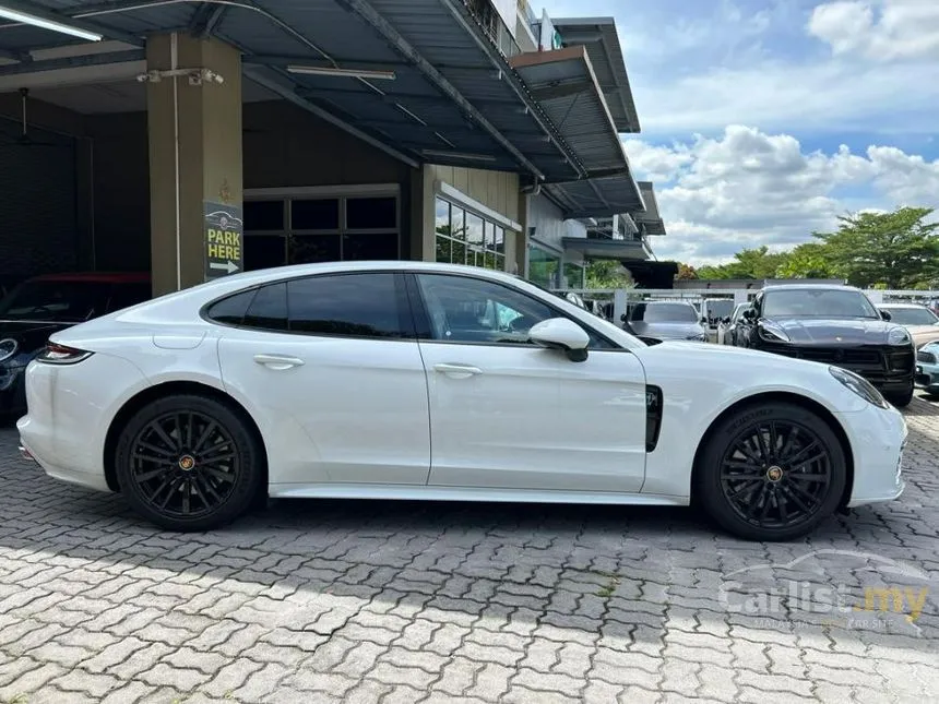 2021 Porsche Panamera Hatchback