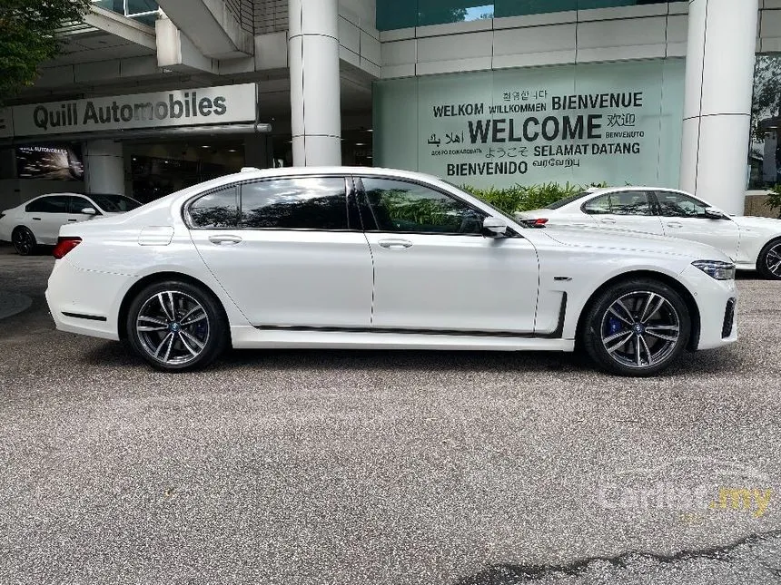 2022 BMW 740Le xDrive M Sport Sedan