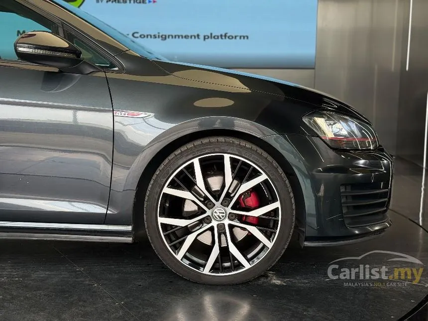 2013 Volkswagen Golf GTI Hatchback
