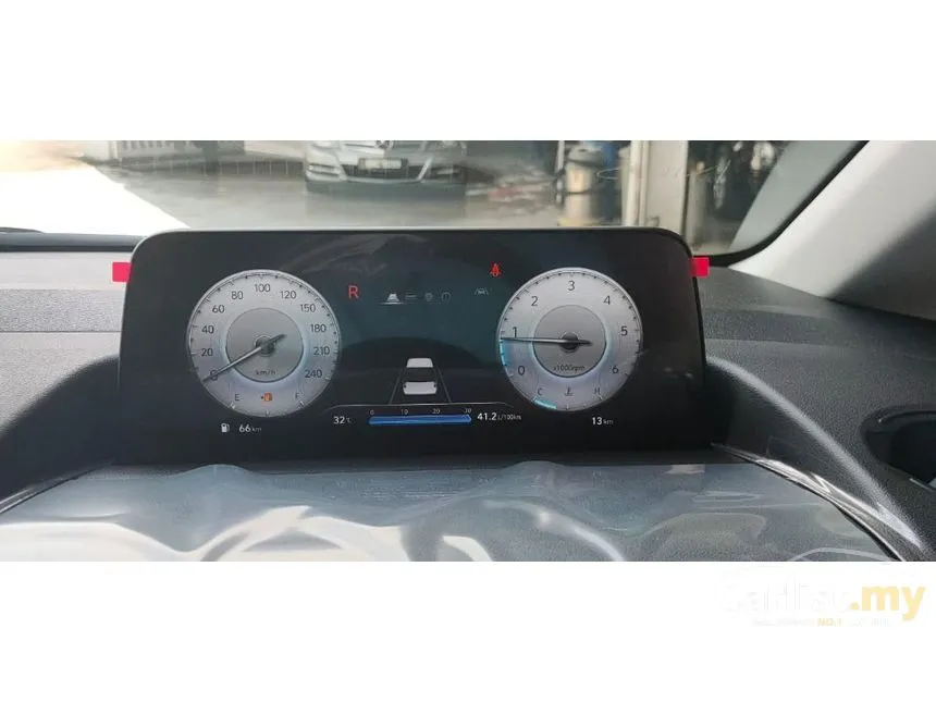 2025 Hyundai Staria Prime (10-seater) MPV