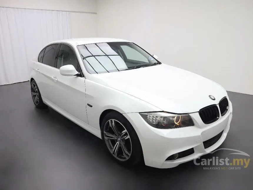 2009 BMW 323i Sedan