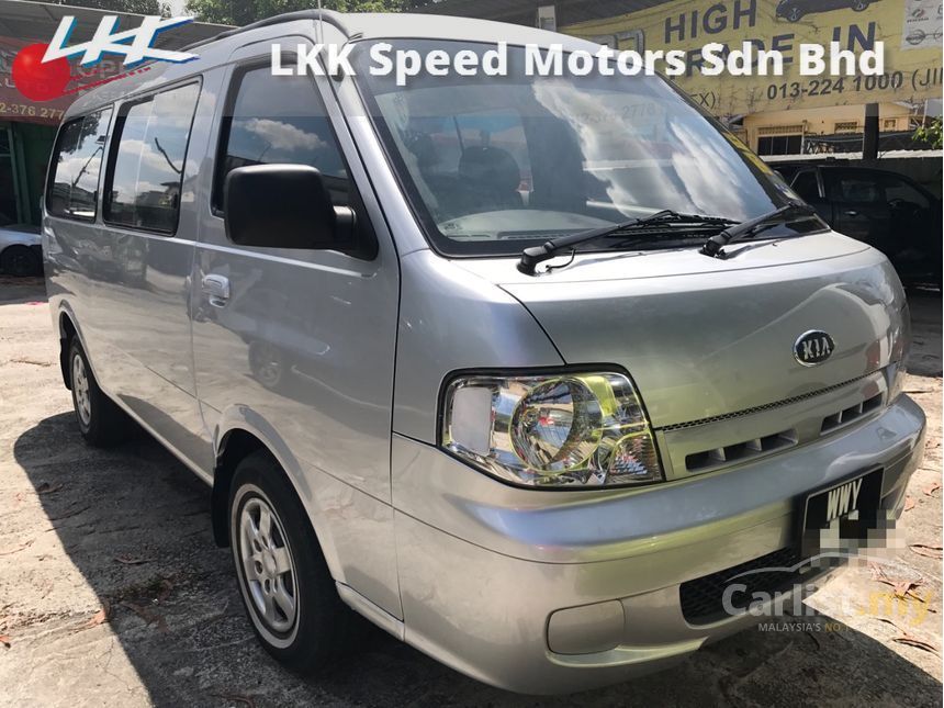 kia pregio van