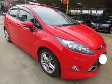 2015 Ford Fiesta 1.5 Sport Hatchback ONE LADY OWNER 6 SPEED AUTO SERVICE ON TIME ACCIDENT FREE HIGH LOAN TIP TOP CONDITION MUST VIEW