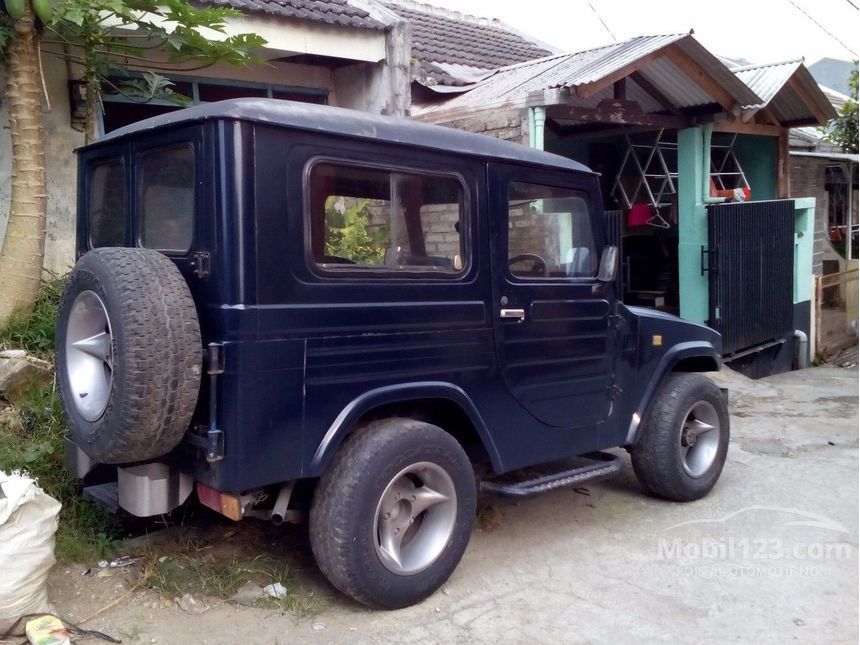 Jual Mobil Daihatsu Taft 1978 1.0 Manual 1.0 di Jawa Barat 