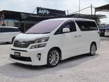 2013 Toyota Vellfire 2.4 ZG MPV