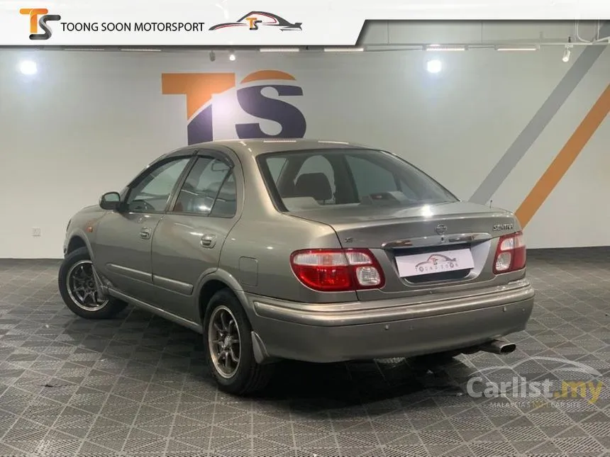 2002 Nissan Sentra GXE Sedan