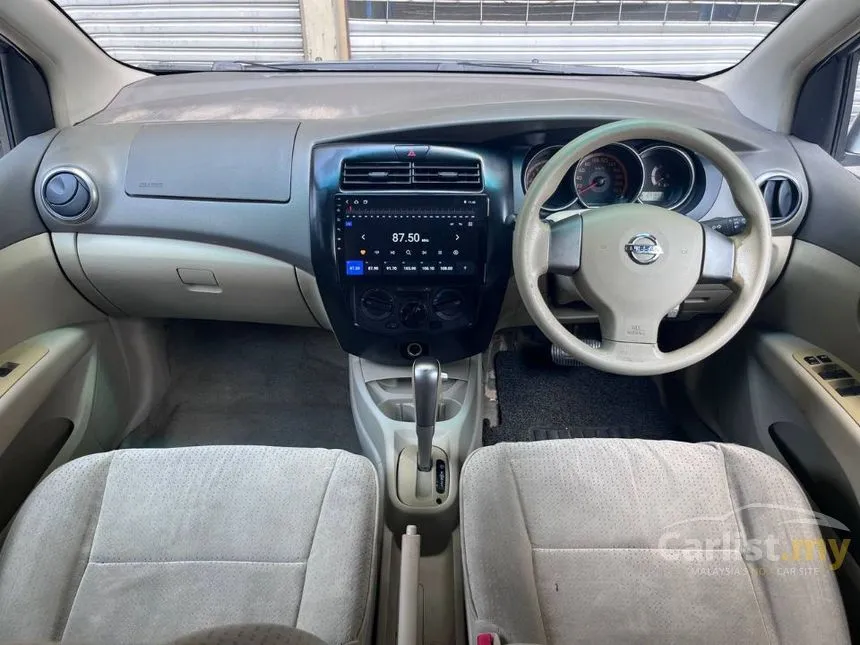2010 Nissan Grand Livina Comfort MPV