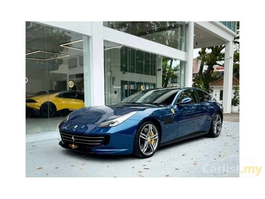 2017 Ferrari GTC4Lusso Hatchback