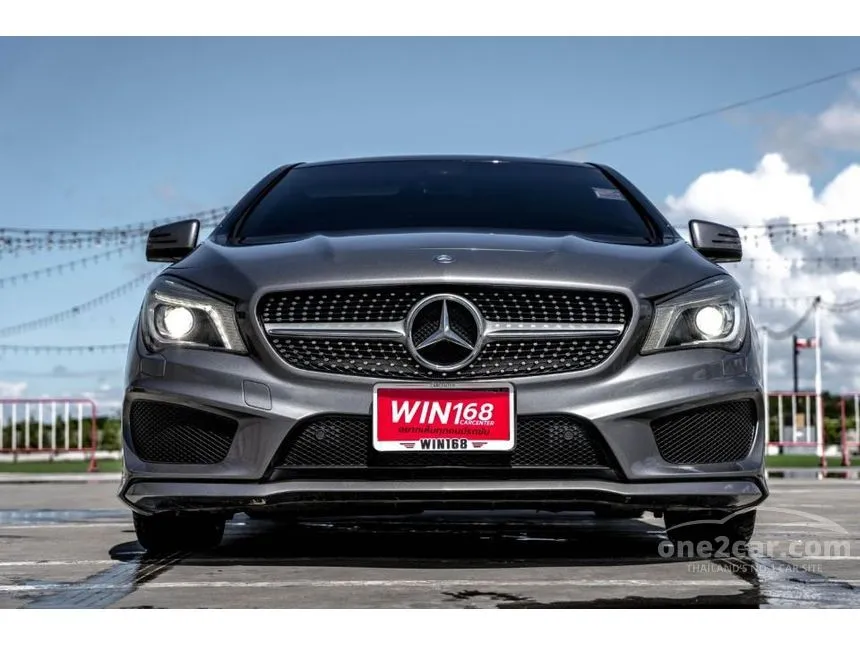 2014 Mercedes-Benz CLA250 AMG Dynamic Coupe