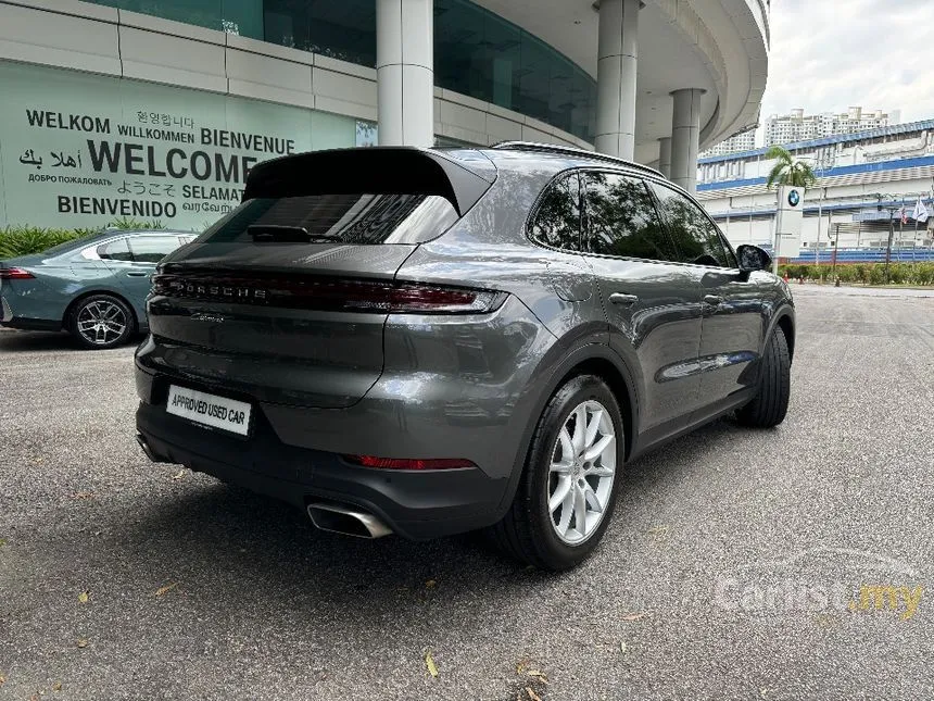 2023 Porsche Cayenne SUV