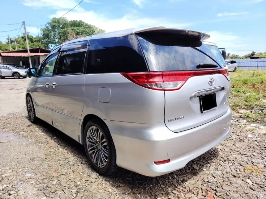 2010 Toyota Estima Aeras MPV