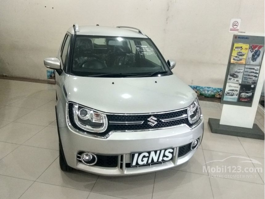 Jual Mobil  Suzuki  Ignis  2021 GX 1 2 di Jawa Timur Manual 