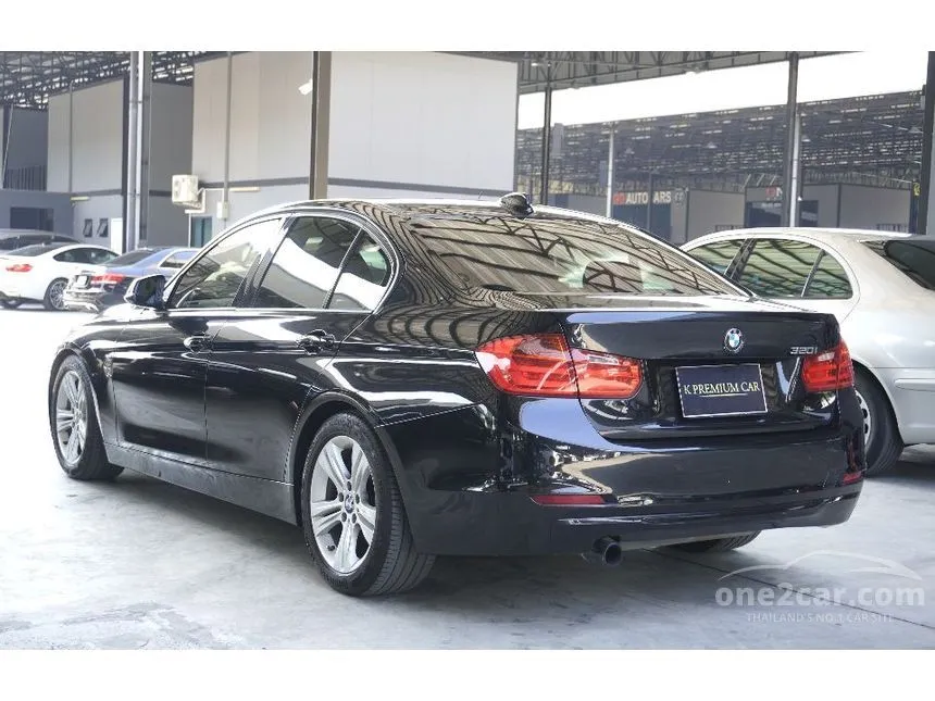 2013 BMW 320i Sport Sedan