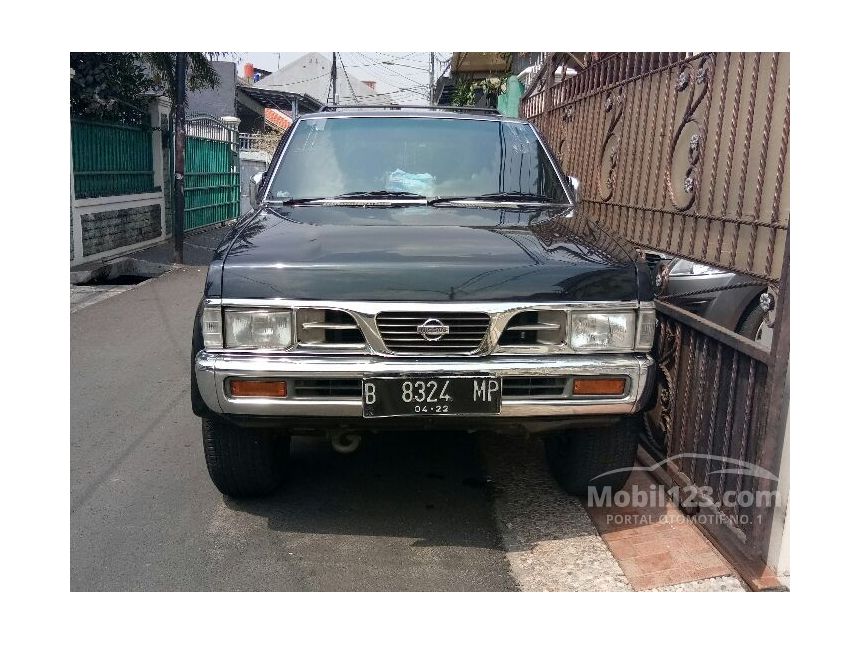 Jual Mobil Nissan Terrano 2002 Spirit 2.4 di DKI Jakarta Manual SUV