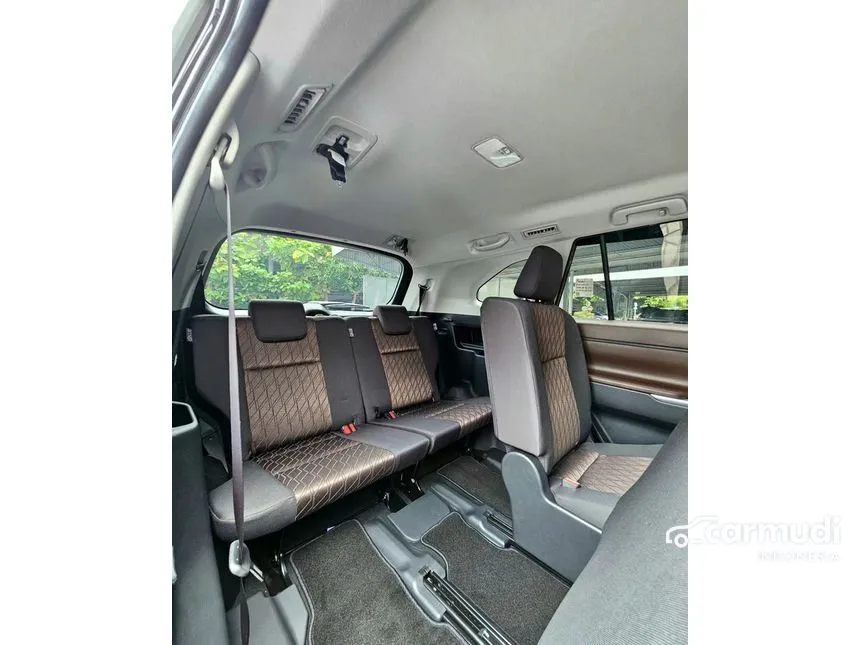 2025 Toyota Kijang Innova Zenix G HV (Non Premium Color) MPV
