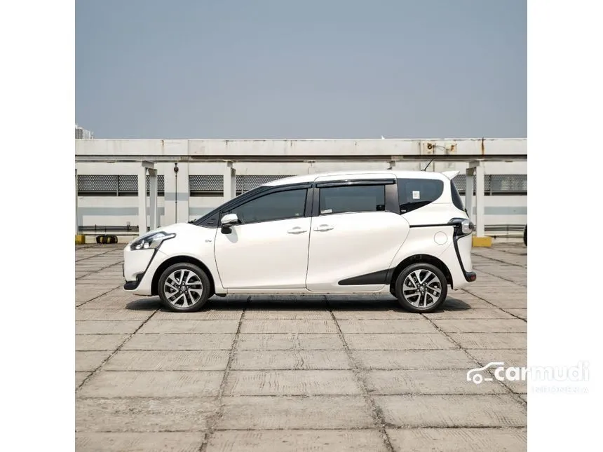2020 Toyota Sienta V MPV