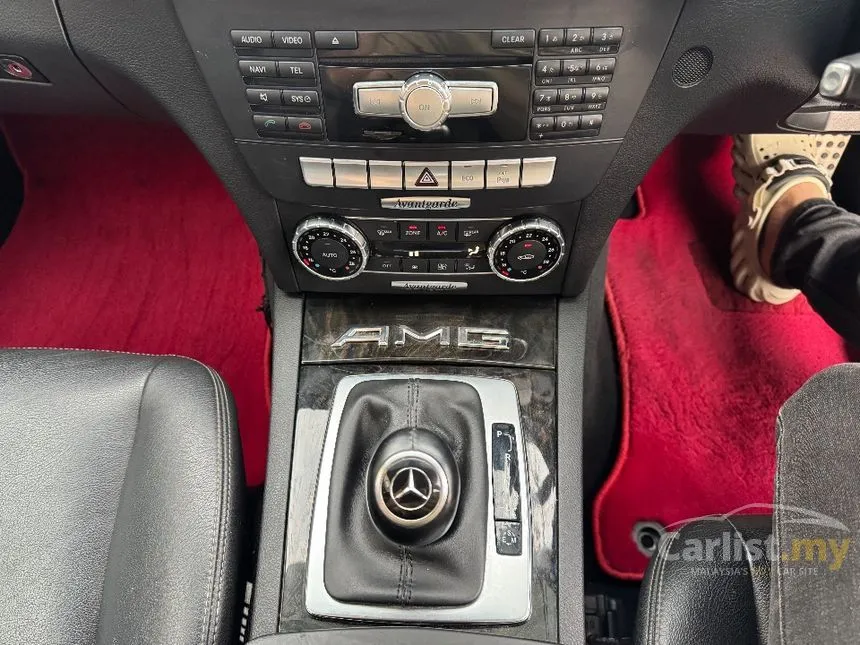 2013 Mercedes-Benz C200 AMG Sports Package CGI Sedan