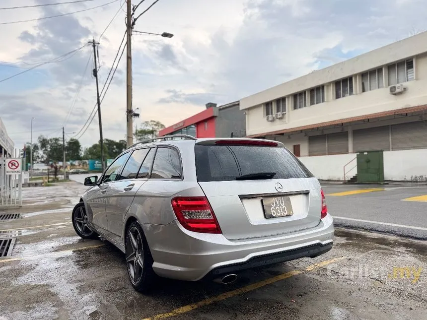 2013 Mercedes-Benz C200 AMG Sports Package CGI Sedan