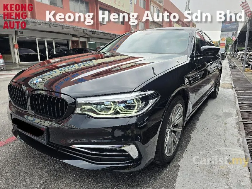 2020 BMW 520i Luxury Sedan