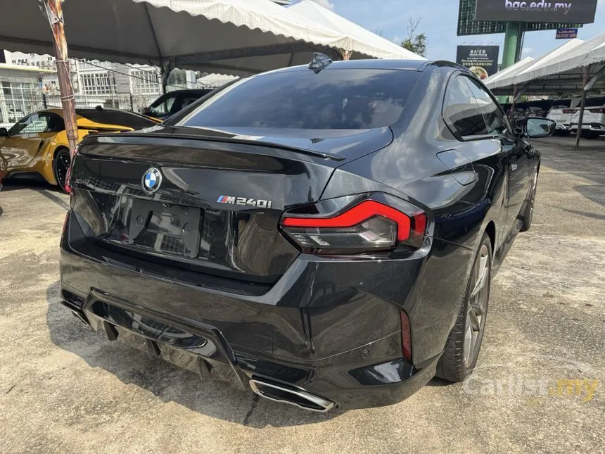2022 BMW M240i xDrive Coupe