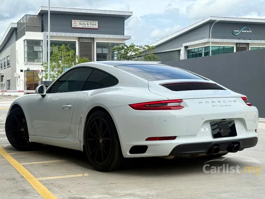 2018 Porsche 911 Carrera Coupe