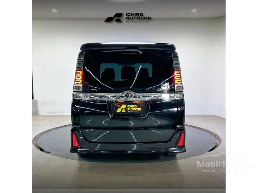 2019 Toyota Voxy MPV