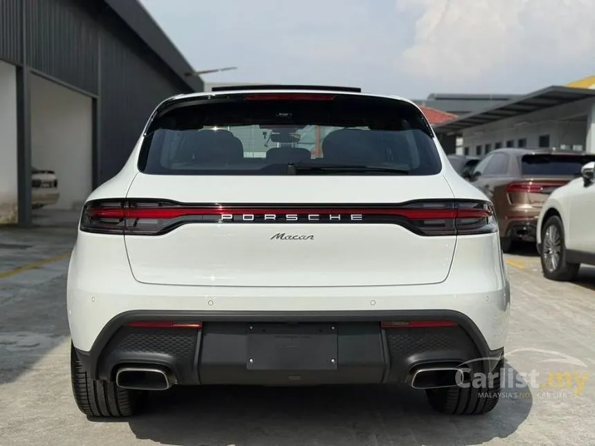 2023 Porsche Macan SUV
