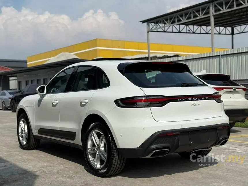 2023 Porsche Macan SUV