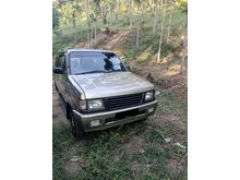 Panther hi grade 2.5 SUV lucky aprian tlgagung 1999 plat AG sekoto kediri jatim