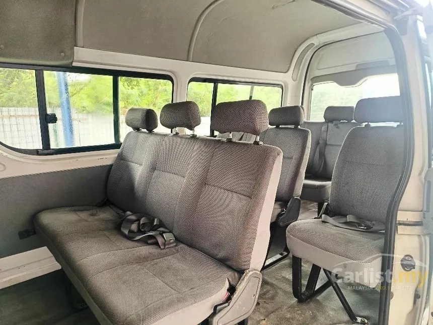 2010 Toyota Hiace Window Van Van
