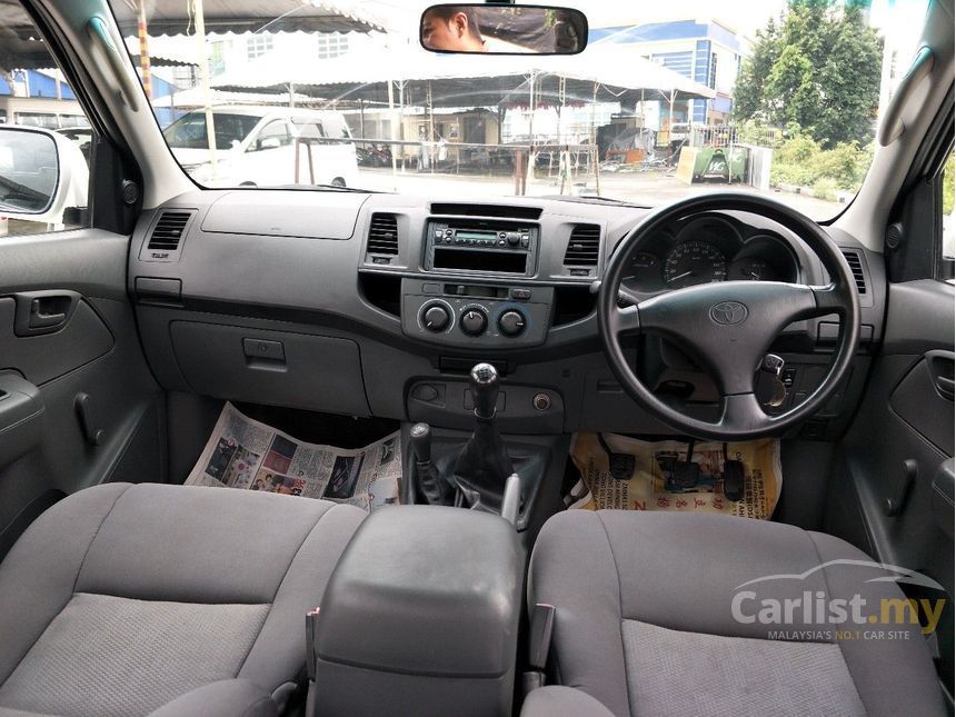 Toyota Hilux 2013 VNT 2.5 in Selangor Manual Pickup Truck 