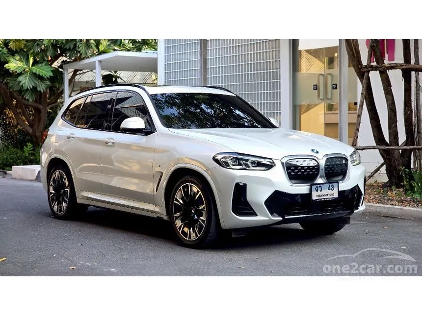 2023 BMW iX3 M Sport SUV
