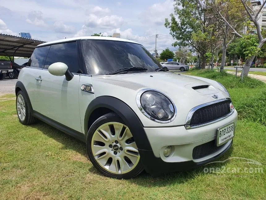 2010 Mini Cooper S Hatchback