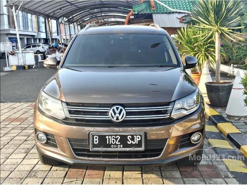 Jual Mobil Volkswagen Tiguan 2015 TSI 1.4 di DKI Jakarta Automatic SUV Coklat Rp 175.000.000